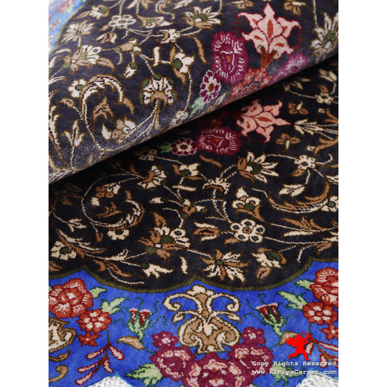 Medallion Design Silk Qum Rug - RQ5019 Medallion Design Silk Qum Rug - RQ5019