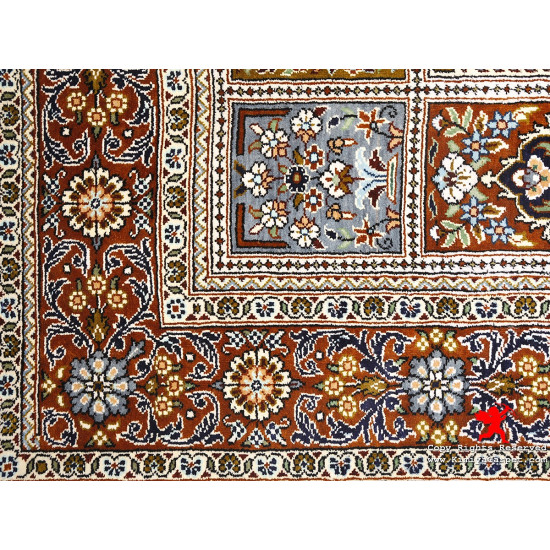 Elegant Kheshti Design Silk Qum Rug - RQ5025 Elegant Kheshti Design Silk Qum Rug - RQ5025