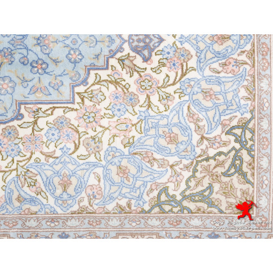 Medallion Design Silk Qum Rug - RQ5030 Medallion Design Silk Qum Rug - RQ5030