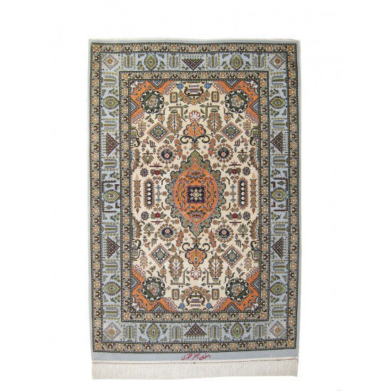 Medalion Design Silk & Wool Isfahan Persian Rug - RI5000 Medalion Design Silk & Wool Isfahan Persian Rug - RI5000