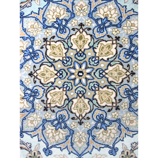 Medalion Eslimi Design Silk & Wool Isfahan Persian Rug - RI5001 Medalion Eslimi Design Silk & Wool Isfahan Persian Rug - RI5001