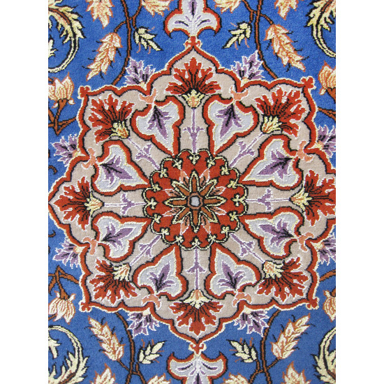 Medalion Design Silk & Wool Isfahan Persian Rug - RI5002 Medalion Design Silk & Wool Isfahan Persian Rug - RI5002