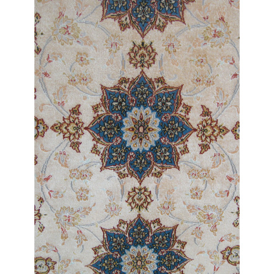 Medalion Design Silk & Wool Isfahan Persian Rug - RI5003 Medalion Design Silk & Wool Isfahan Persian Rug - RI5003