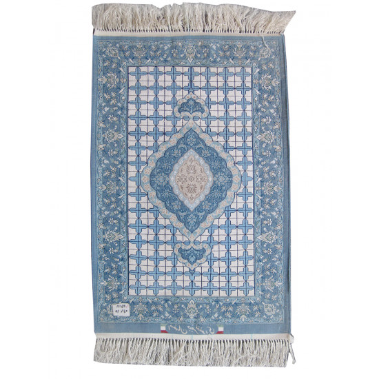 Medalion Design Silk & Wool Isfahan Persian Rug - RI5011 Medalion Design Silk & Wool Isfahan Persian Rug - RI5011