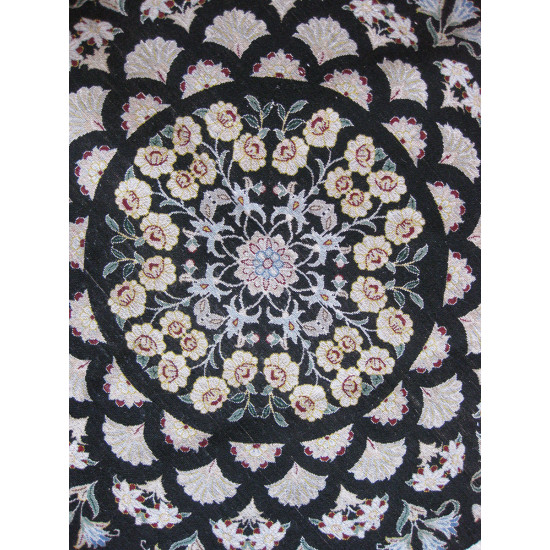 Medalion Design Wool & Cotton Nain Persian Rug - RN5004 Medalion Design Wool & Cotton Nain Persian Rug - RN5004