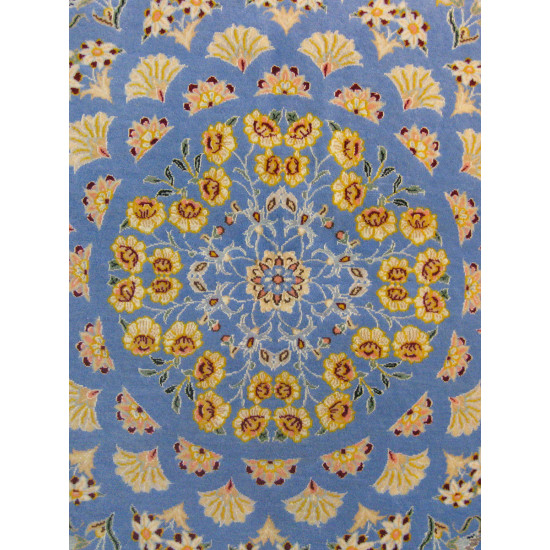 Gonbad Medallion Design Wool & Cotton Isfahan Persian Rug - RN5007 Gonbad Medallion Design Wool & Cotton Isfahan Persian Rug - RN5007