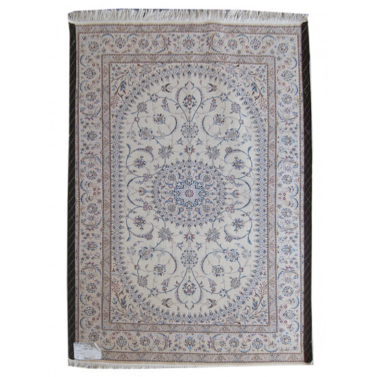 Flower Design Wool & Cotton Nain Persian Rug - RN5011 Flower Design Wool & Cotton Nain Persian Rug - RN5011